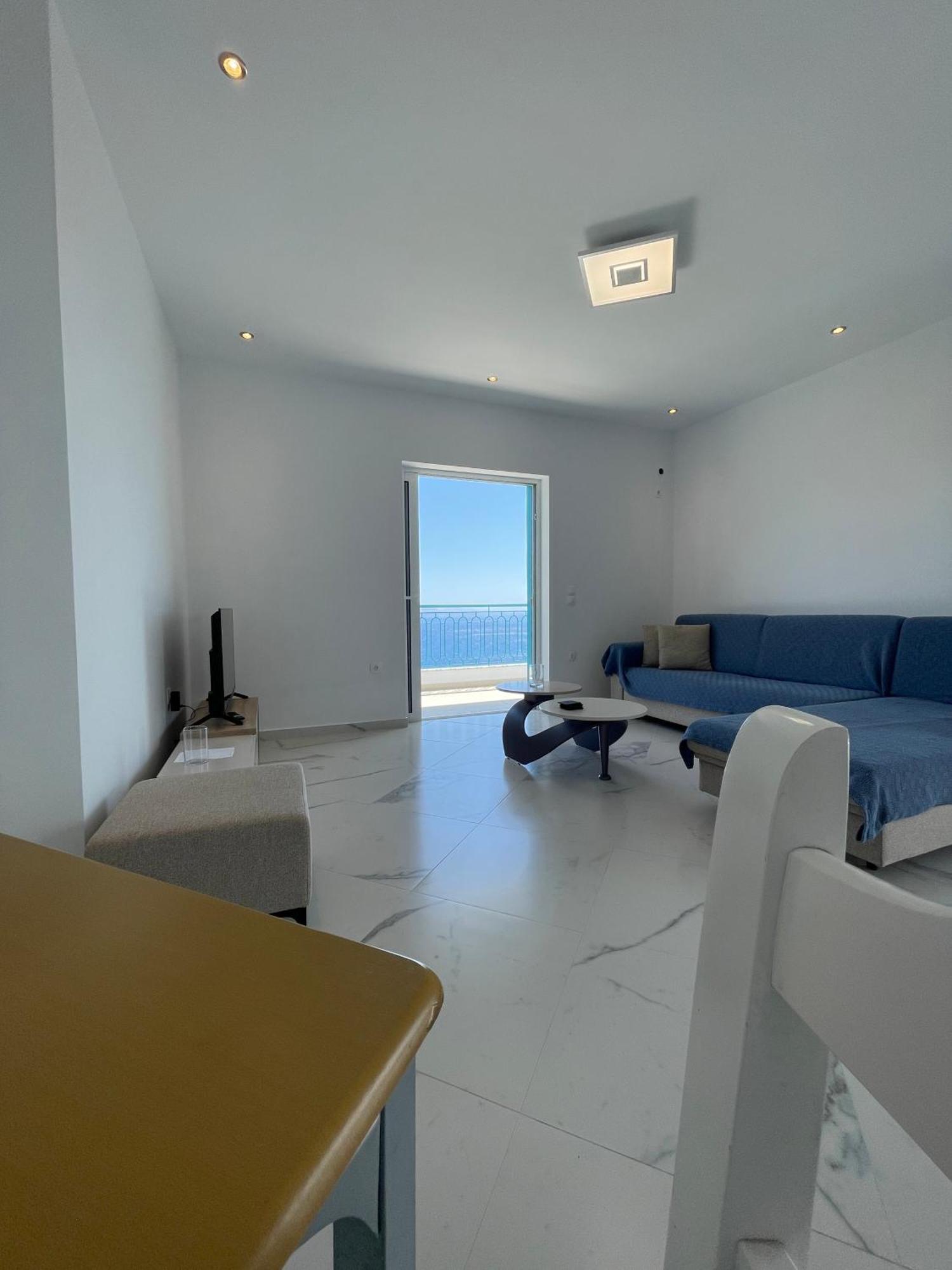 Endless Blue Apartments Dhermi Exterior photo