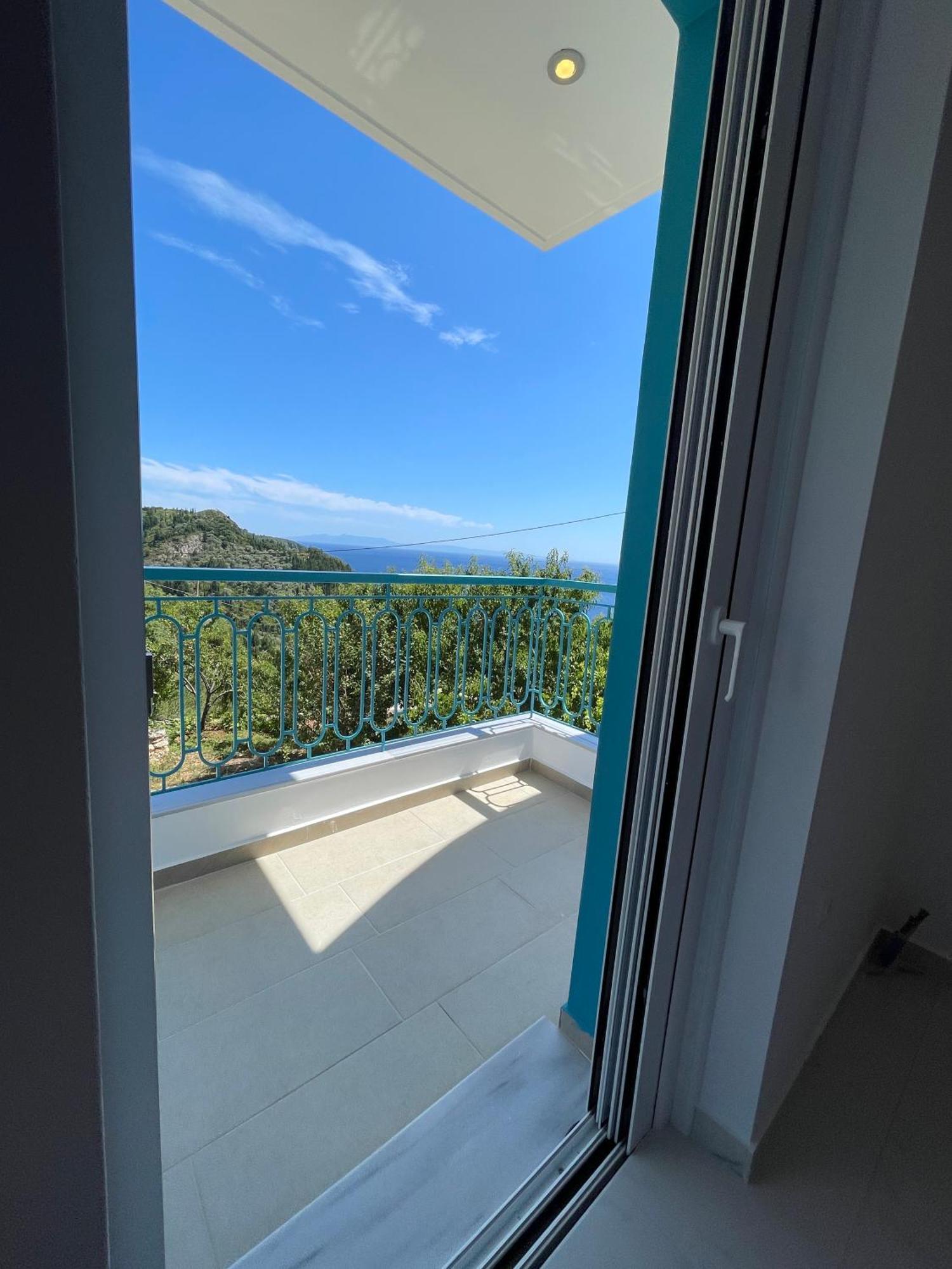 Endless Blue Apartments Dhermi Exterior photo