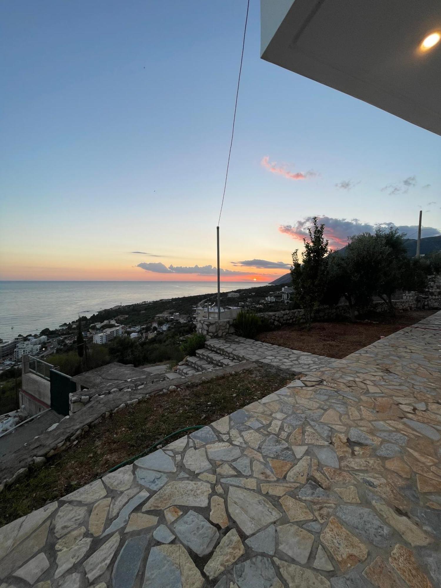 Endless Blue Apartments Dhermi Exterior photo